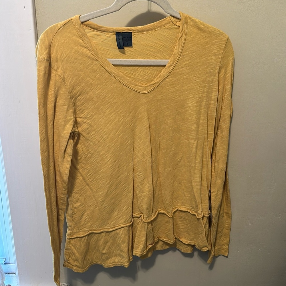 Anthropologie. Left of Center. size small peplum top